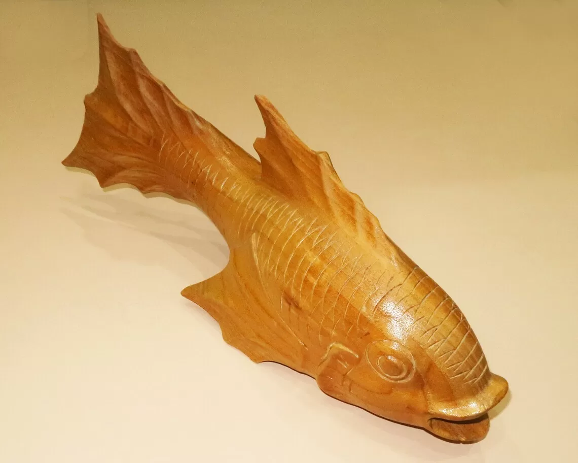 Modelo de barco tallado por CNC de 4 ejes